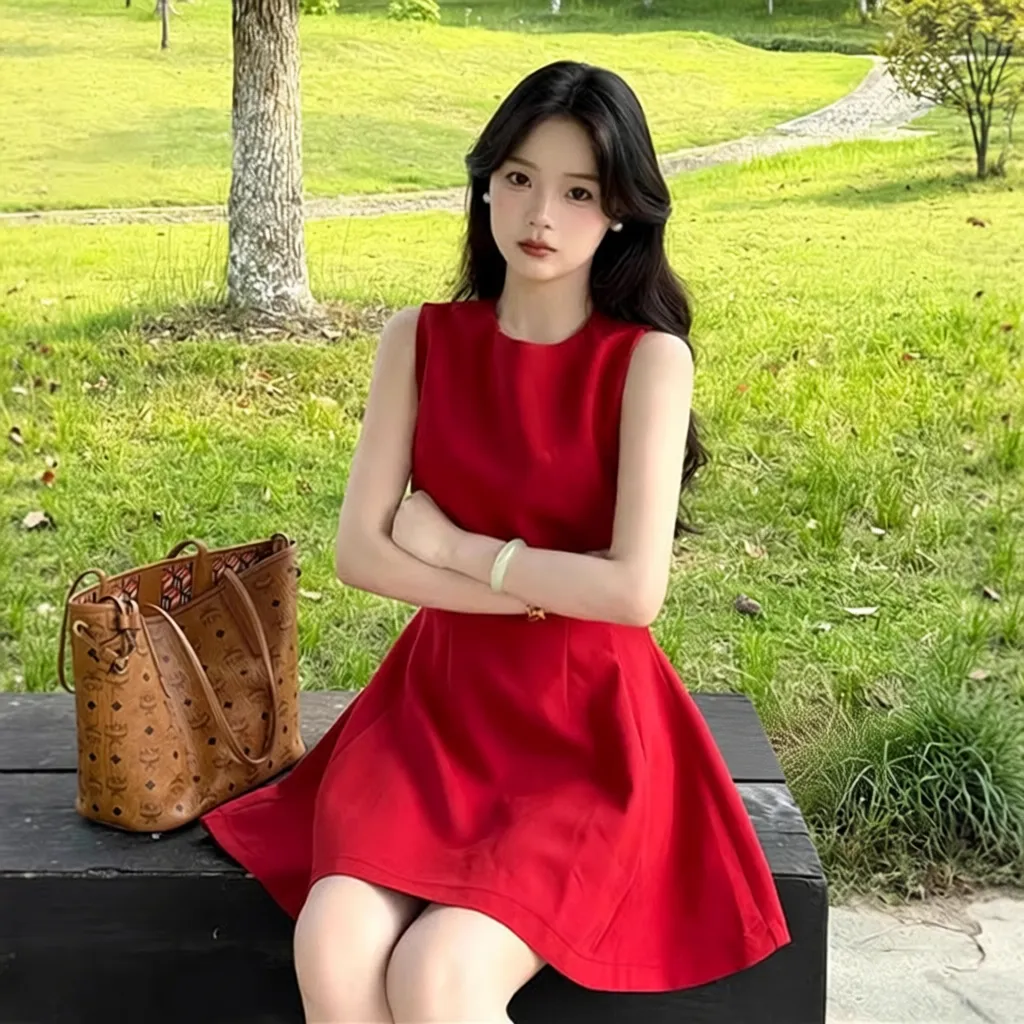 红色贝微微同款千金风miu系无袖连衣裙女夏季a字背心裙小裙子