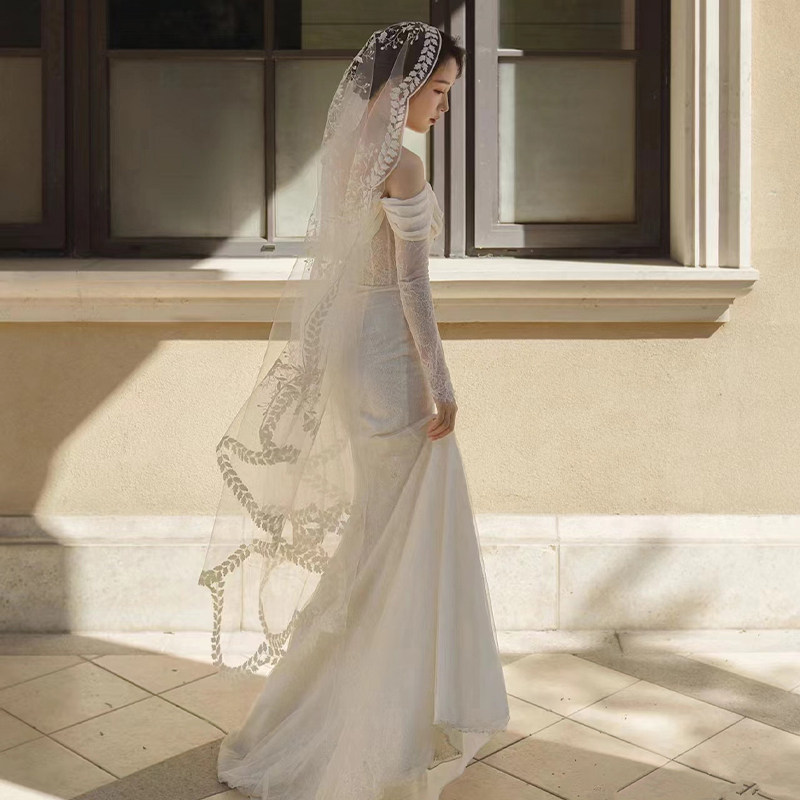 头纱新娘主婚纱超长拖尾结婚跟妆造型复古蕾丝花边头纱轻奢高级感