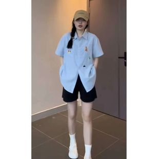 蓝色格子POLO领刺绣短袖 胖mm设计感洋气宽松上衣 衬衫 女夏纯棉大码