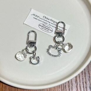 可爱卡通猫咪钥匙扣透明爱心挂件包包装饰小挂饰银色镂空kt猫挂件