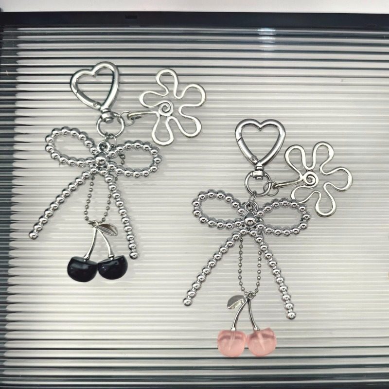 少女串珠ins蝴蝶结拍立得挂件爱心手机壳吊坠耳机包包U盘钥匙扣链