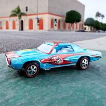 风火轮Hot Wheels x Kenny Scharf Custom 艺术家联名款 T-Bird