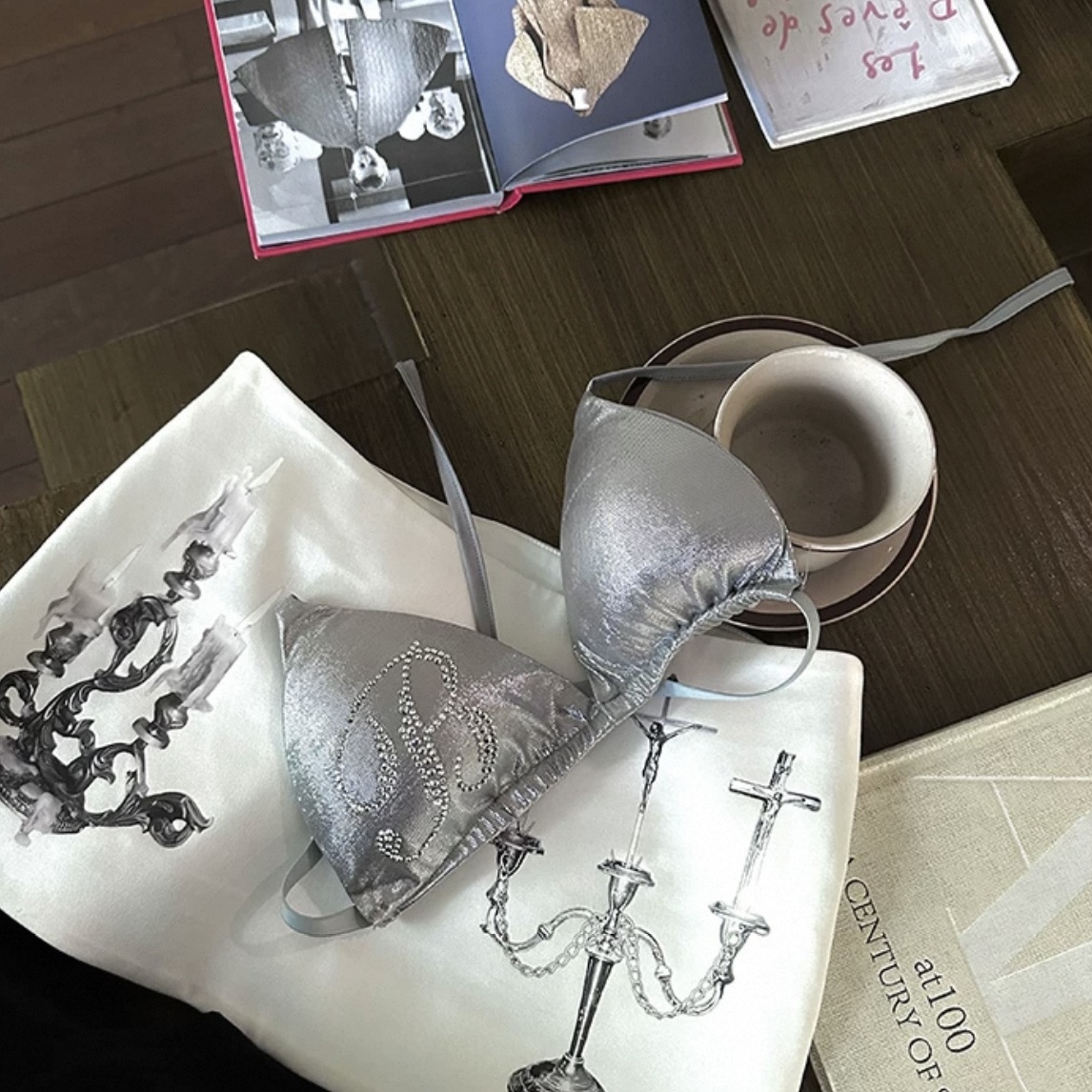 Common in 0120银色闪钻字母挂脖比基尼内衣内搭小众设计美背文胸