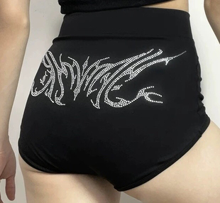 YAMMYUKI显瘦高腰百搭防走光黑色弹力短裤爵士舞heels性感热裤女