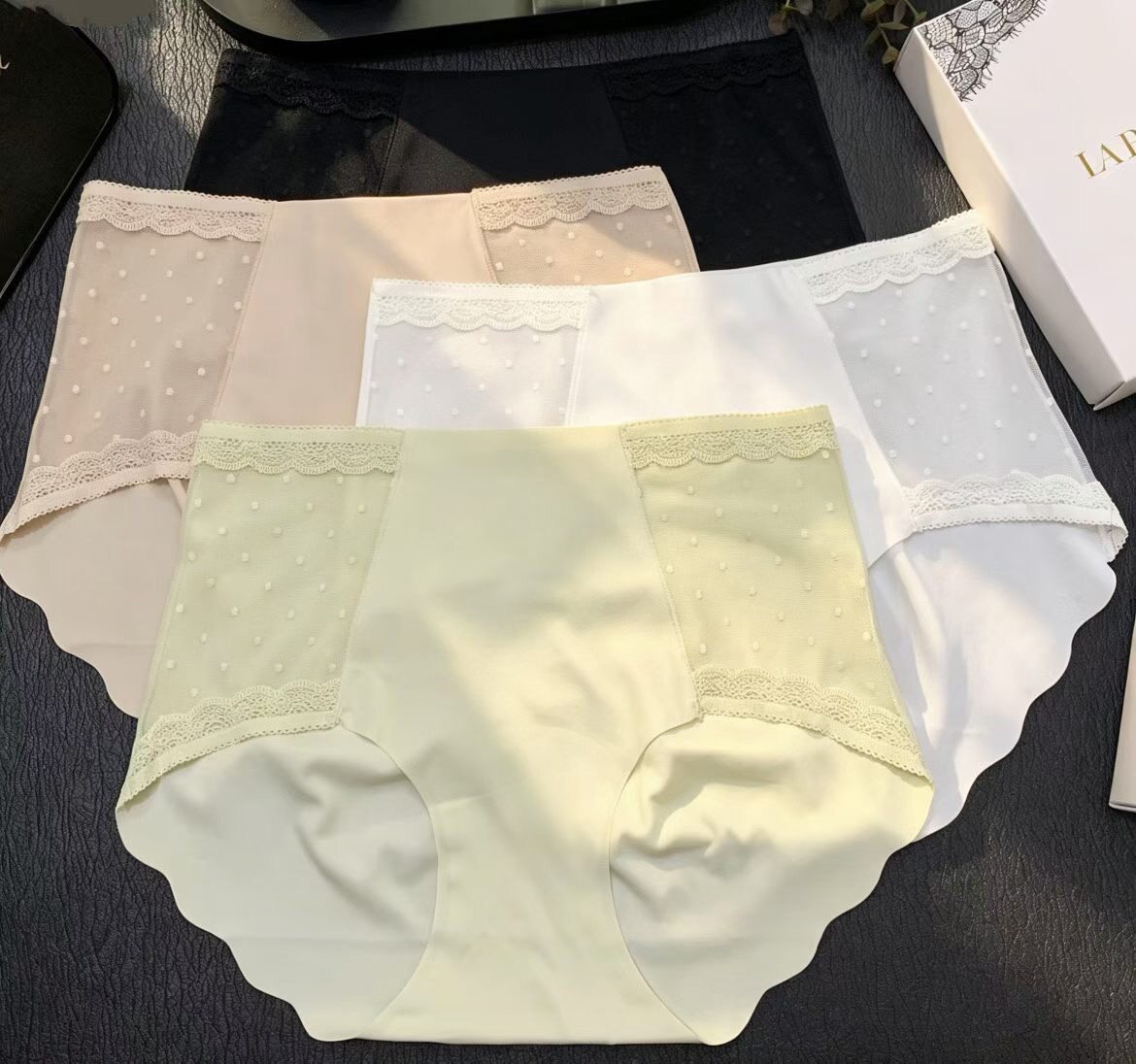 LaP2026夏款新品女士内裤冰丝网点中腰内裤超薄裸感亲肤舒适三角