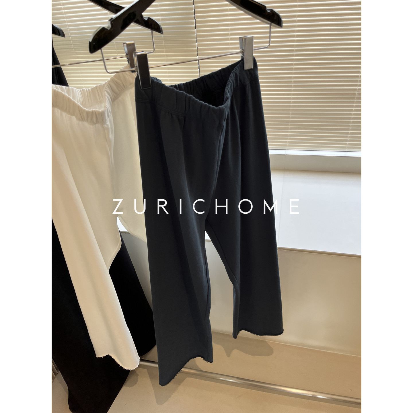 ZURICH HOME 返场 新色 洋气好穿的自由毛须边休闲七分弧形卫裤