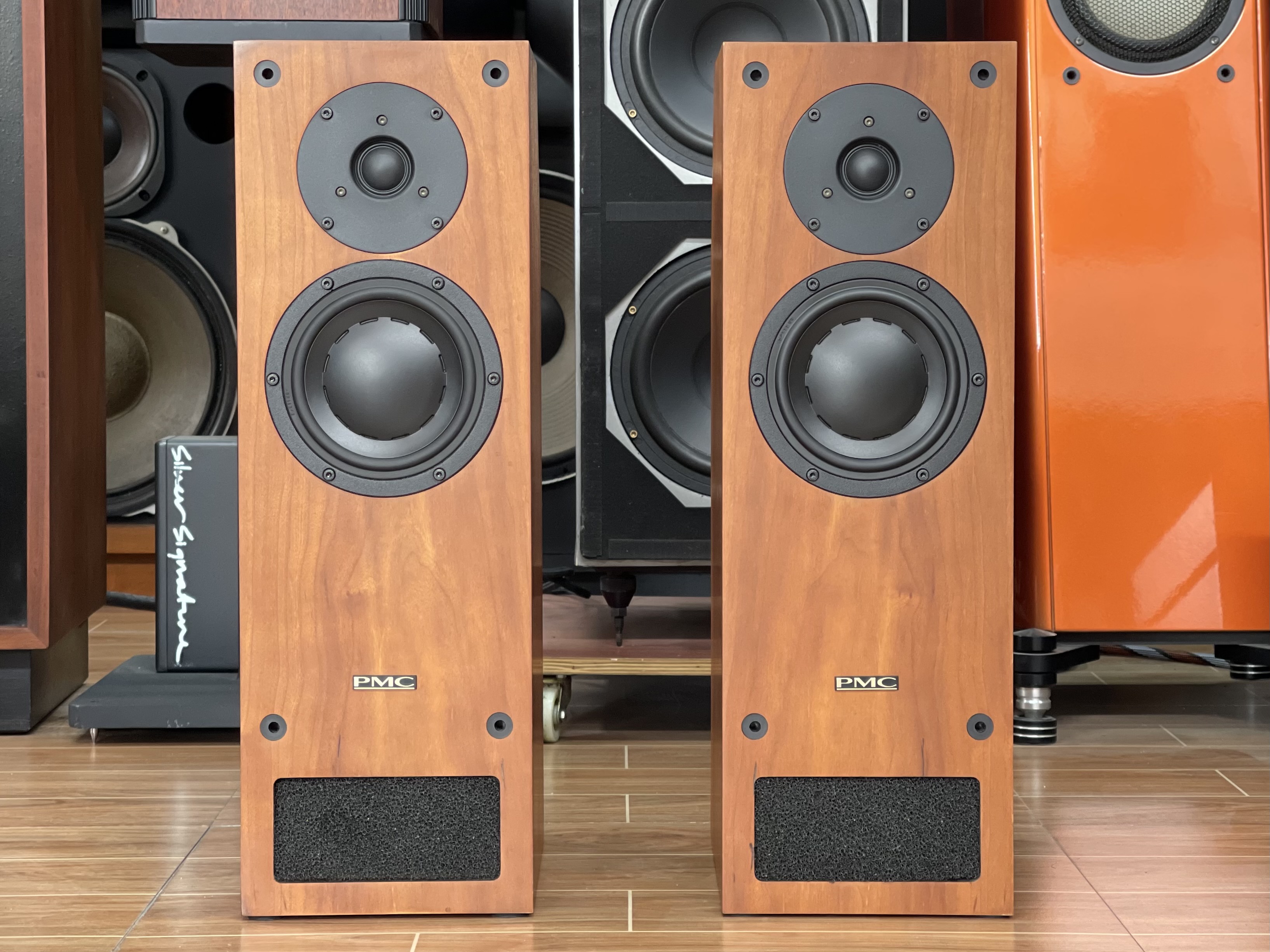 英国发烧高端书架音箱丹拿低音