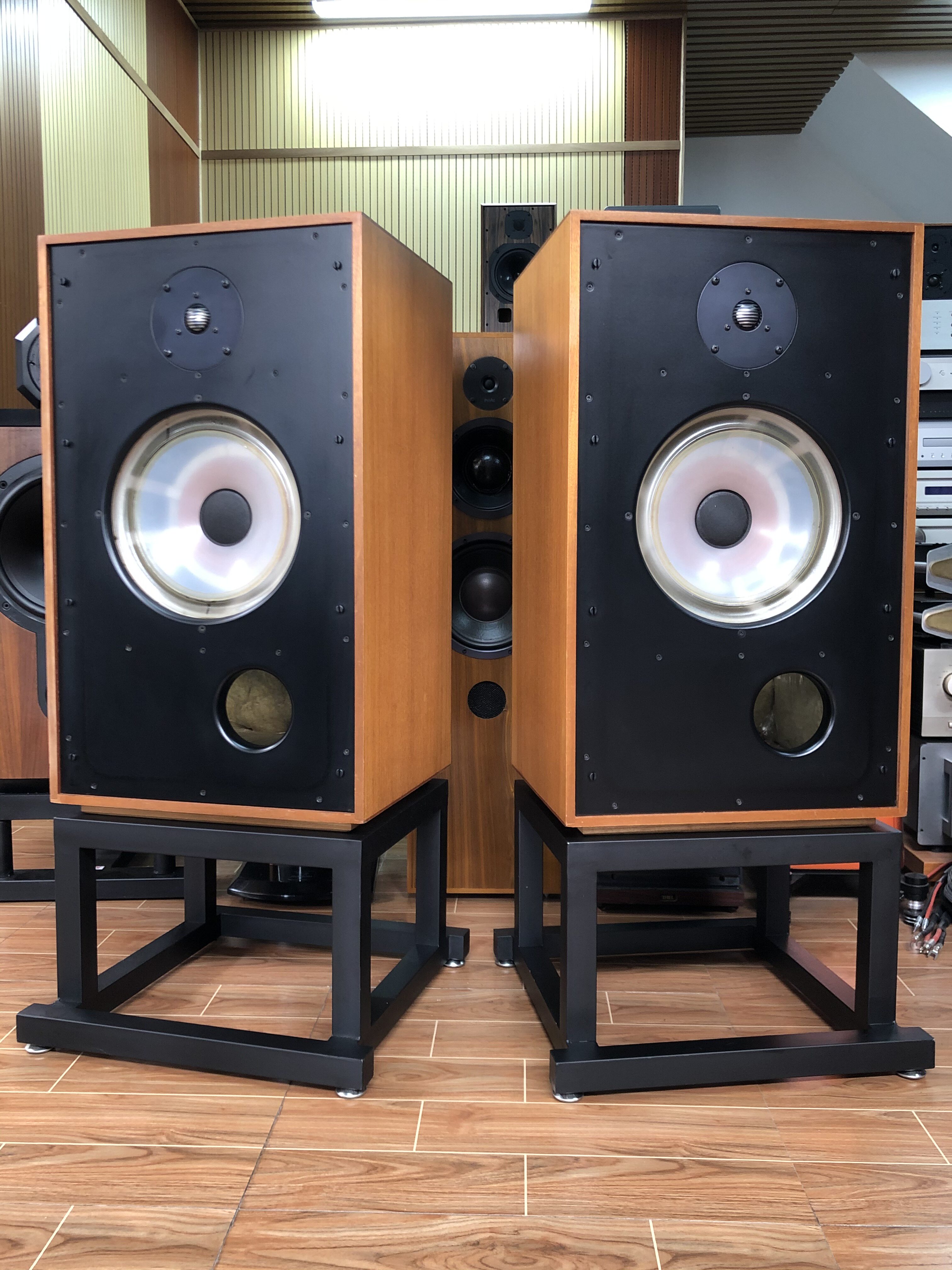 英国ROGERS/乐爵士STUDIO/监听2a/12寸早期1127编号/附带原装脚架