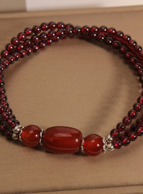 天然多层石榴石手链女夏ins小众轻奢高级感红玛瑙手串送闺蜜礼物