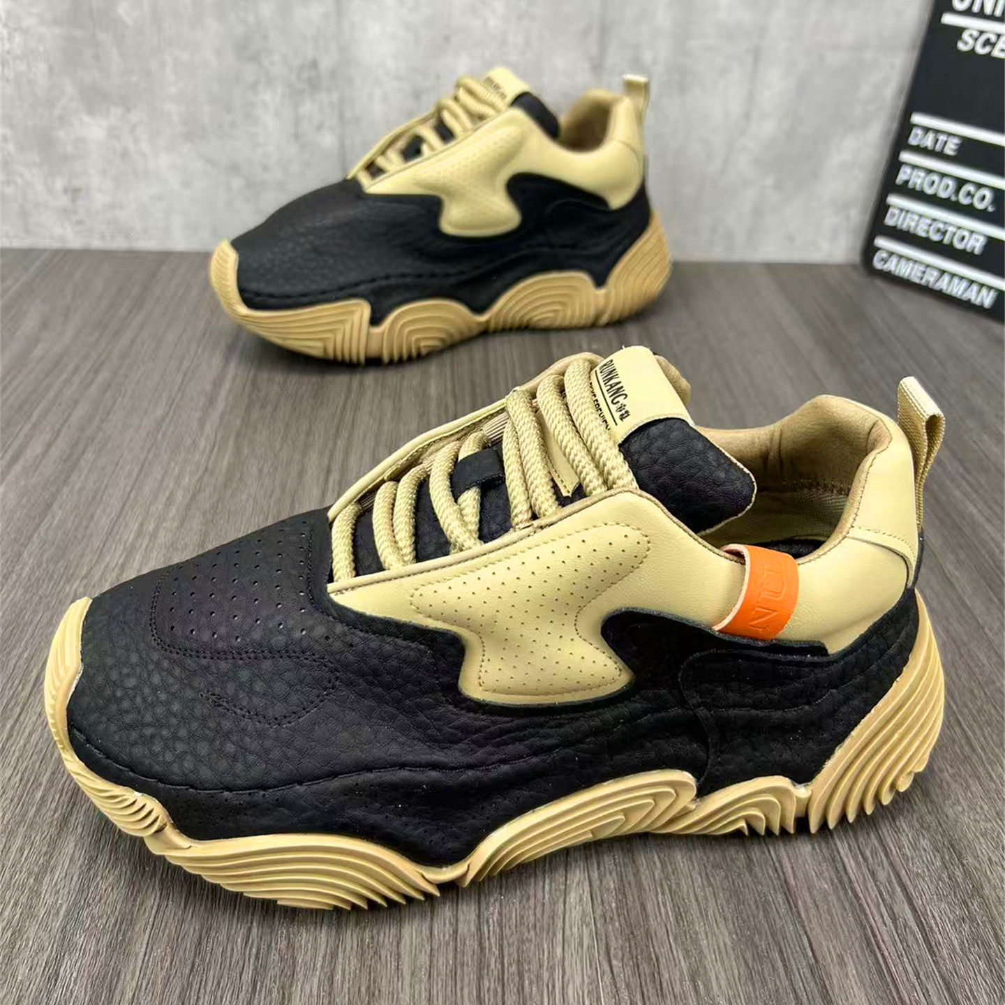 春季新款男士运动休闲鞋韩版厚底增高老爹鞋百搭男鞋时尚潮流鞋子,流行男鞋,时尚休闲鞋,淘宝优惠券,粉丝福利购,淘宝优惠卷