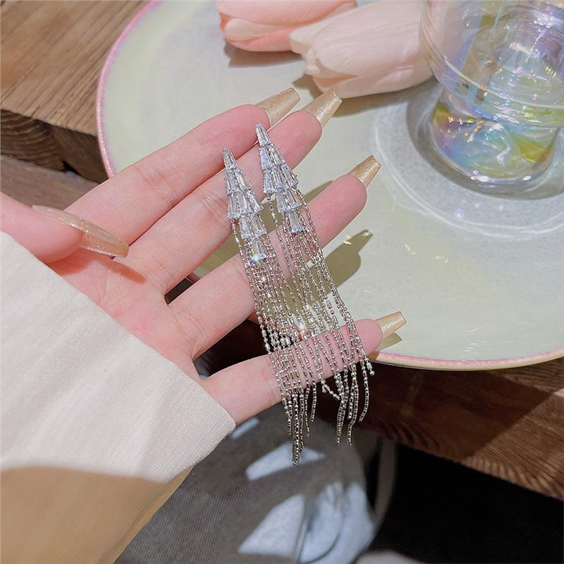 奥特莱斯超闪长款流苏耳环