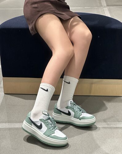 Nike Air Jordan1 Elevate Low AJ1 女子低帮复古板鞋DH7004-300