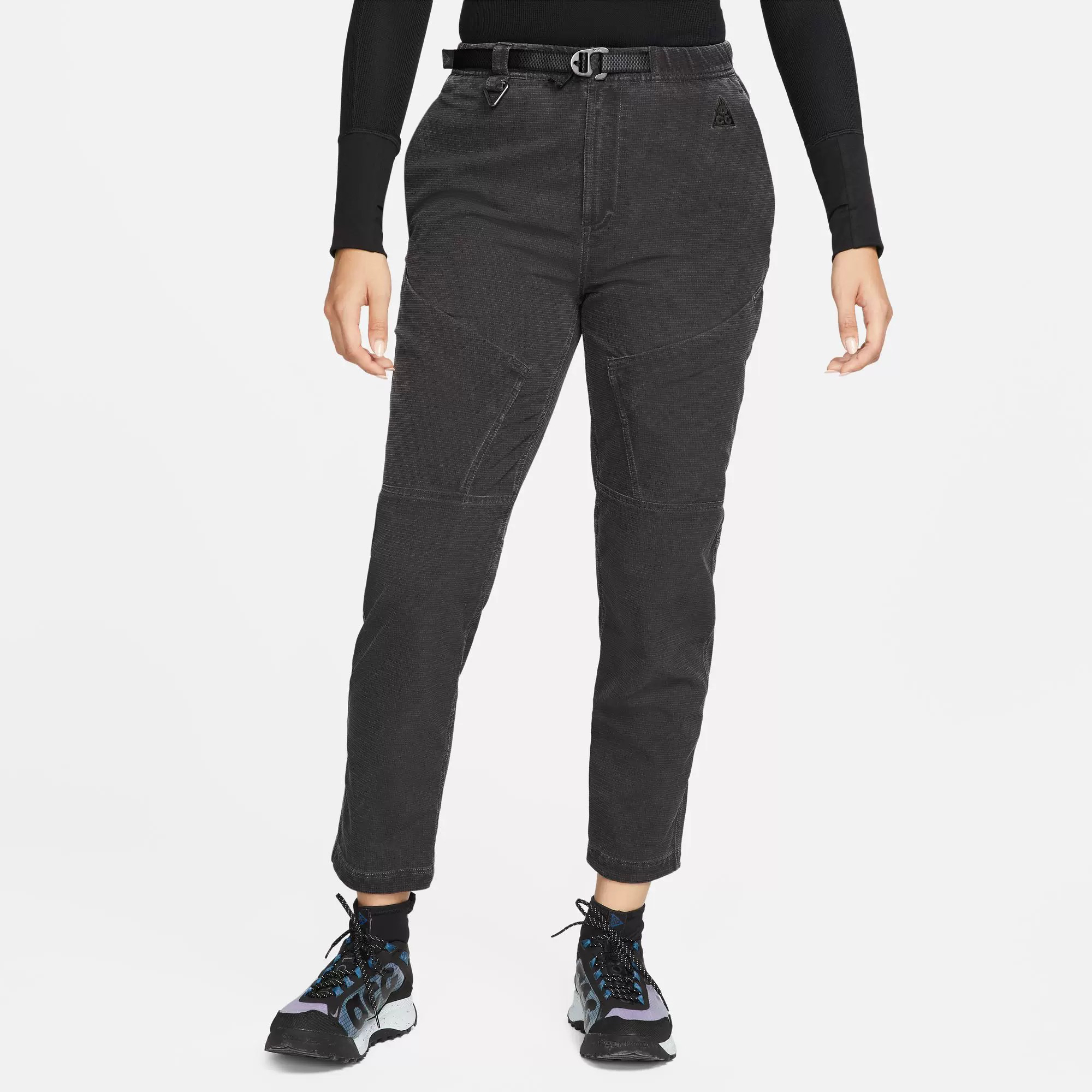 NikeLabXACG 女子薄款户外机能染色做旧运动休闲长裤 DH3110-010