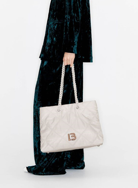 BIMBA Y LOLA西班牙链条 压格菱纹羽绒棉分层手提 蓝色单肩包