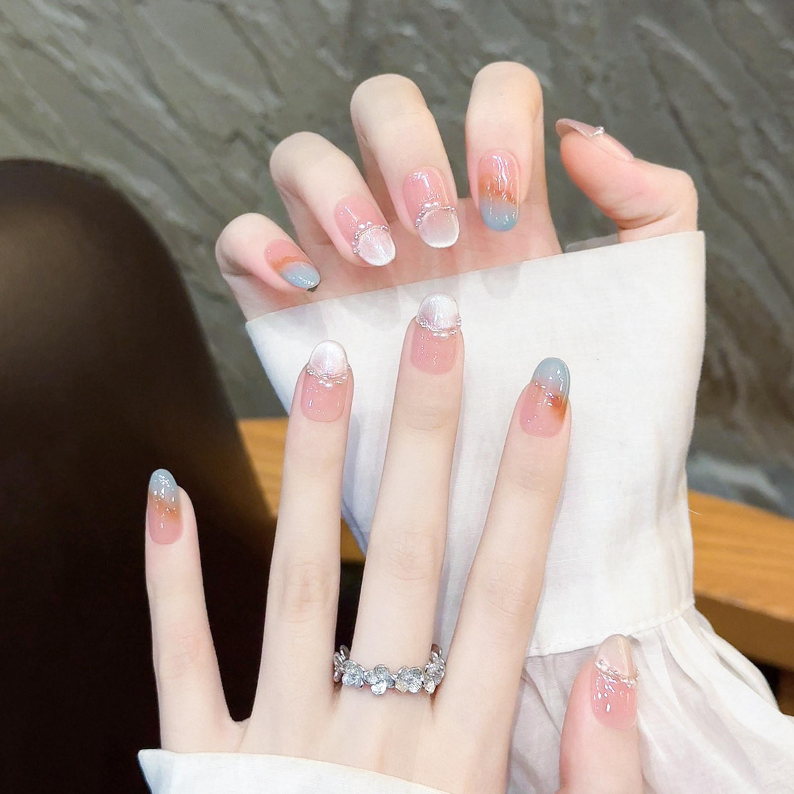 云皙灰蓝琥珀晕染短款穿戴甲法式猫眼纯手工美甲秋冬新款指甲贴片,彩妆/香水/美妆工具,穿戴甲/甲片,淘宝优惠券,粉丝福利购,淘宝优惠卷