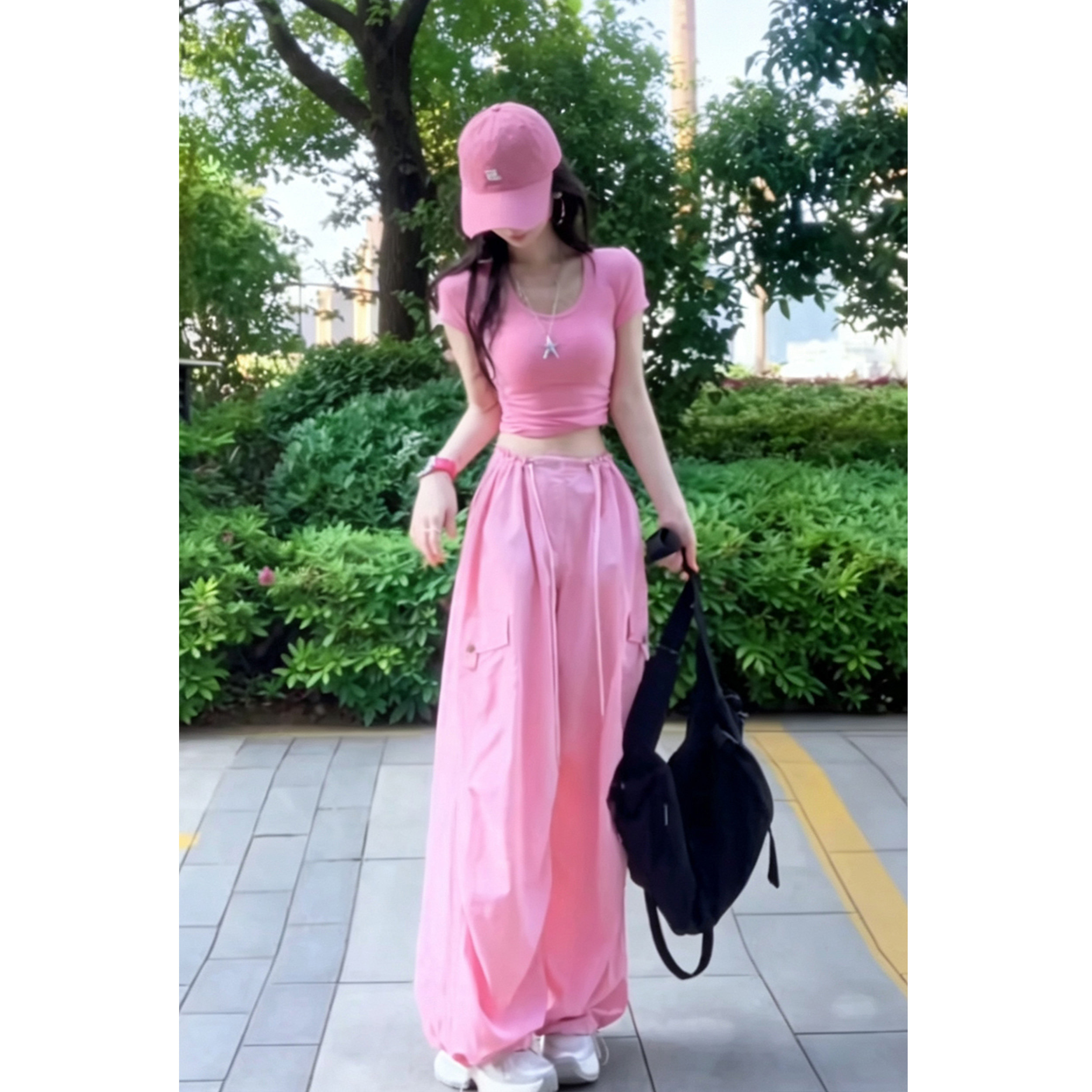 甜酷风芭乐粉工装裤女高腰垂感多口袋设计夏季薄款阔腿休闲长裤子