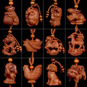 桃木雕刻十二生肖吊坠属鼠牛虎兔龙蛇马羊猴鸡狗猪汽车钥匙扣挂件