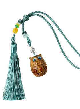 檀木雕刻复古镂空小福虎香囊挂件