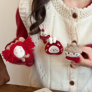 可爱红色兔子猫咪玩偶毛绒胸针女配衣服新年装饰胸花毛衣别针配饰