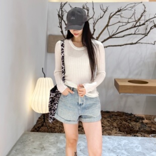 6792 早春舒适圆领显瘦坑条打底衫 阈·时壬 100扬子精纺羊毛