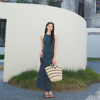 一隅清欢丨100桑蚕丝丨45°斜裁丨真丝双绉舒适无袖连衣裙-MY5851