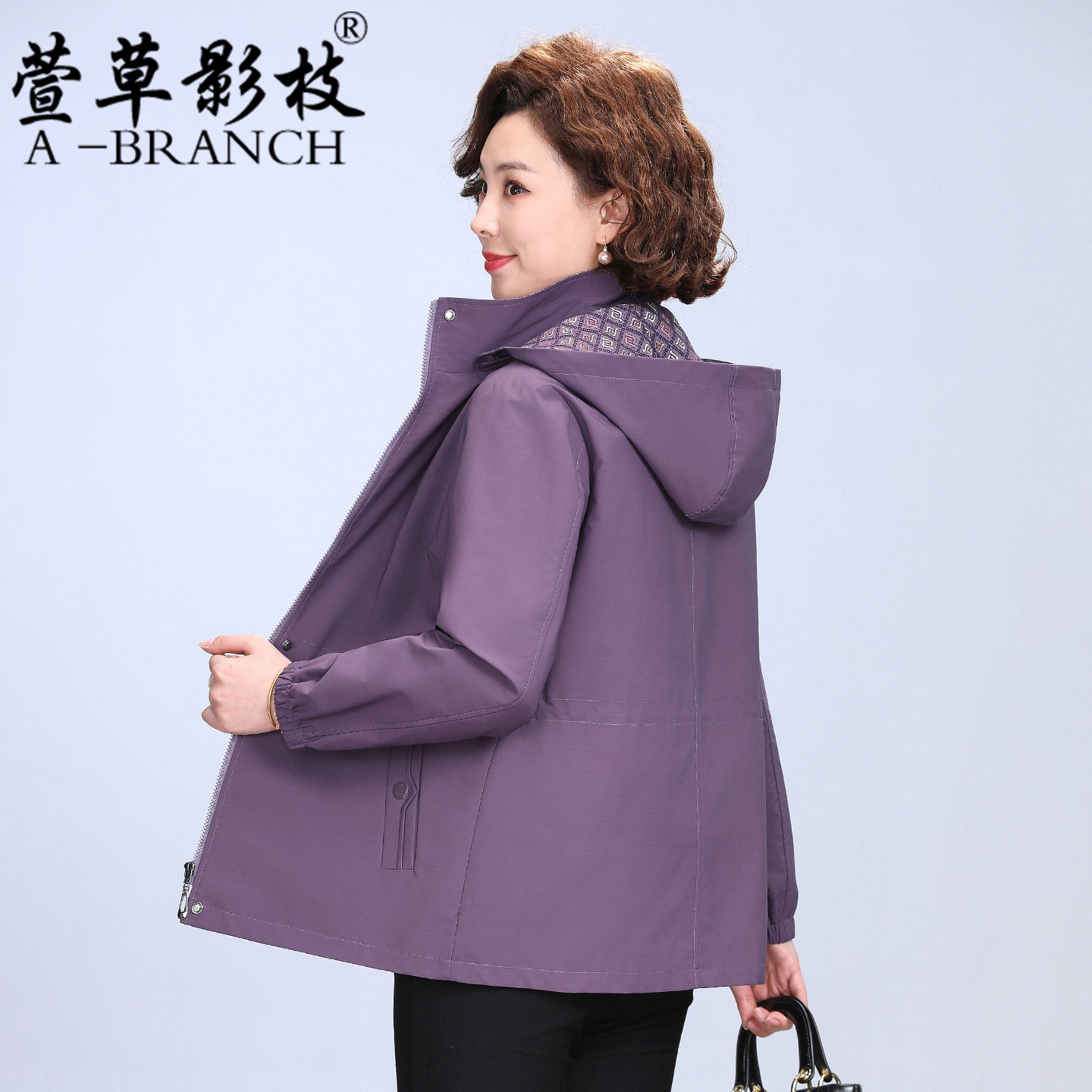 中年妈妈春装外套2026新款中老年女装春秋风衣短款宽松夹克上衣