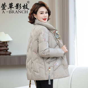 新中式妈妈冬装羽绒服女2025新款中老年人时尚中国风老太太厚外套