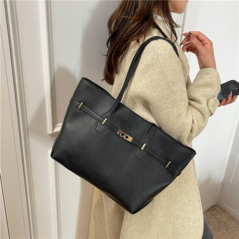 芊舒祺2025新款时尚轻奢黑色皮质托特包女大容量百搭手提包通勤包