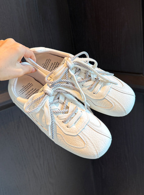 跟高2cm白色真皮德训鞋女2025秋季新款百搭百搭平底显脚小休闲鞋