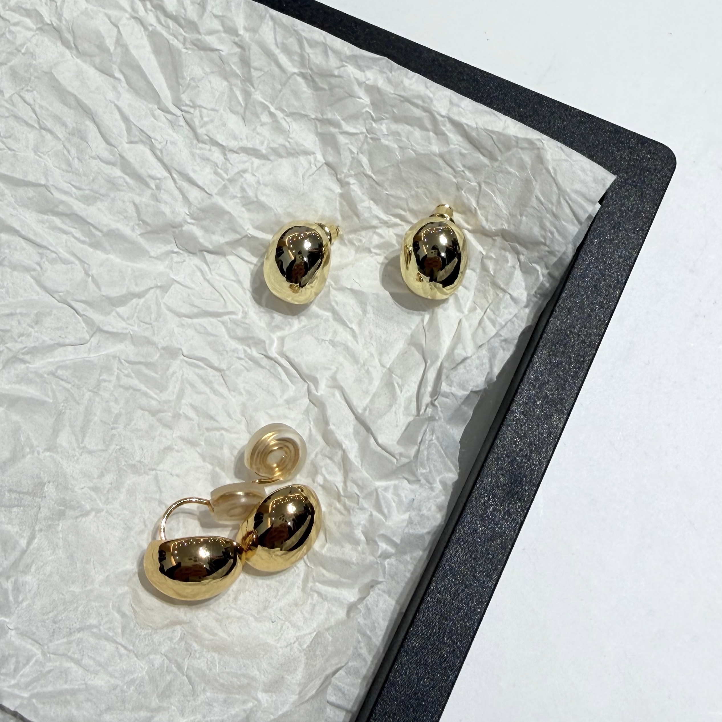 高级感水滴豆精致显贵耳钉