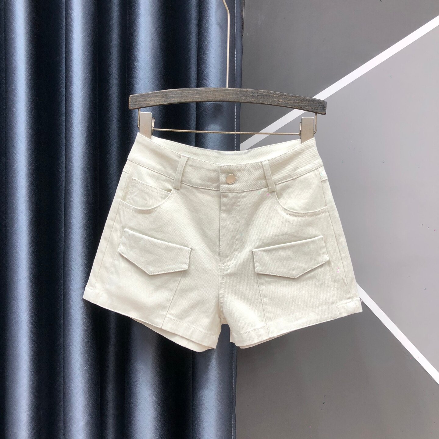 工装风港味休闲牛仔短裤女2026夏季新款显瘦百搭辣妹网红阔腿热裤