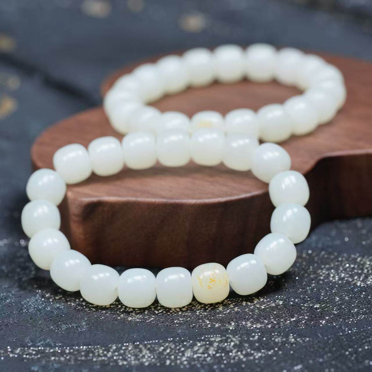 老料油膏体。新疆籽料和田玉羊脂白玉老型珠10乘9手链 配证书