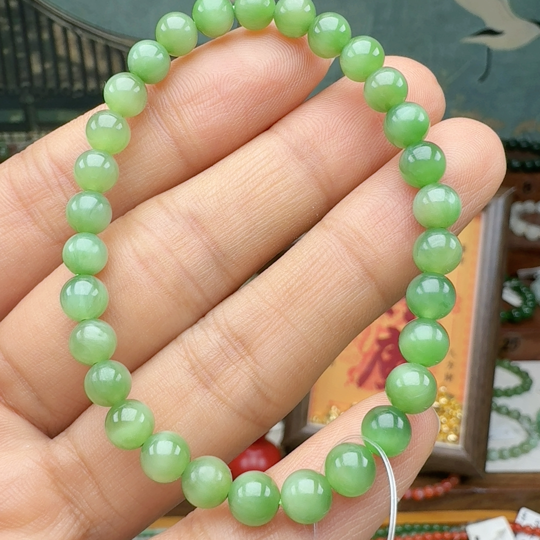 0622 新疆且末黑羊洞碧玉猫6mm手串