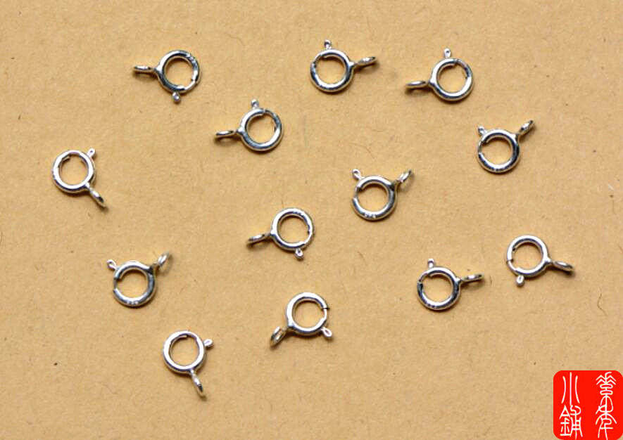 与迪奥共庆节日 探究令人倾慕的臻品