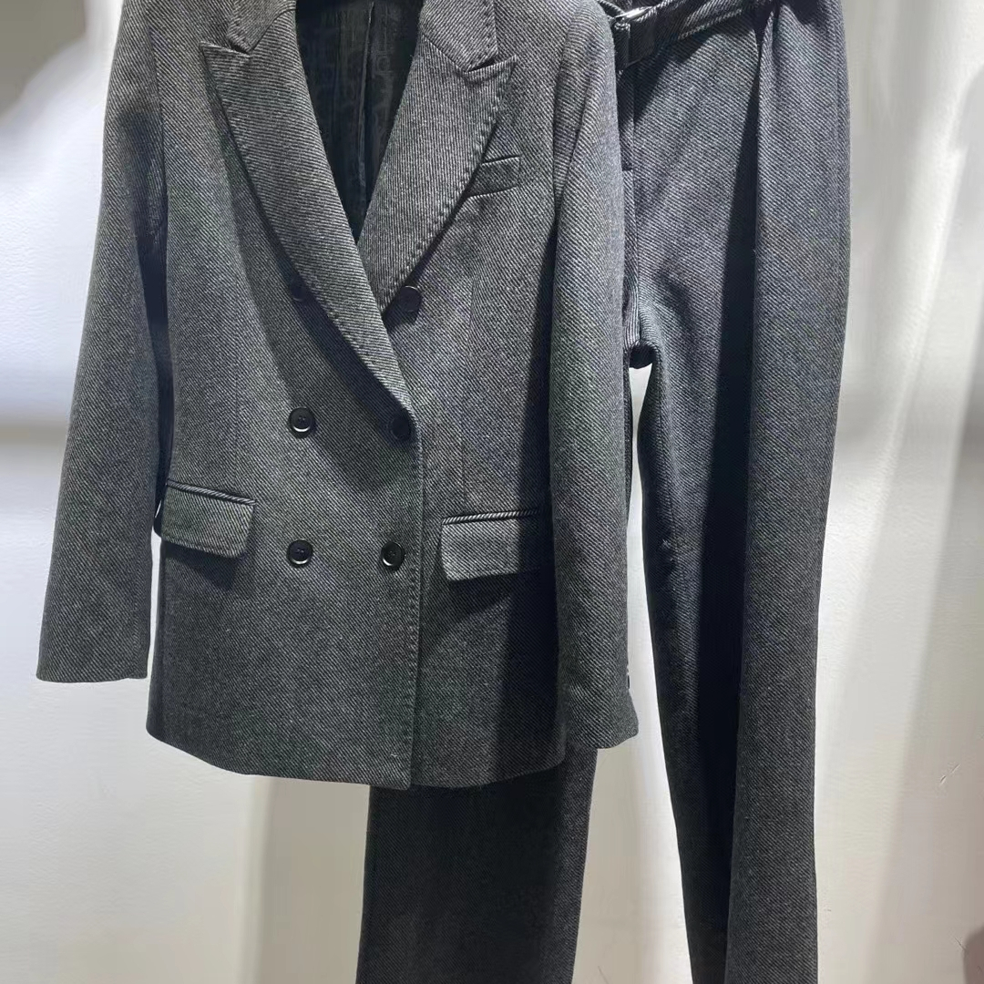 2025早春新款宽松显瘦小西服