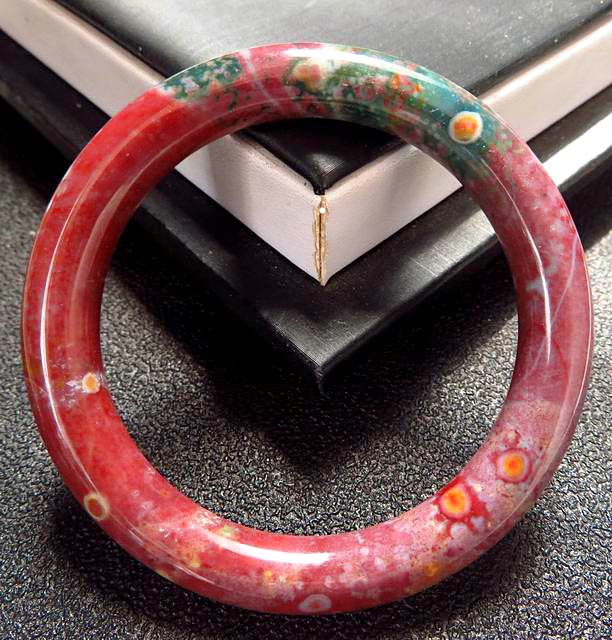 罕见鱼籽料(一物一图)全美小星球款*极美9mm海洋碧玉手镯53mm