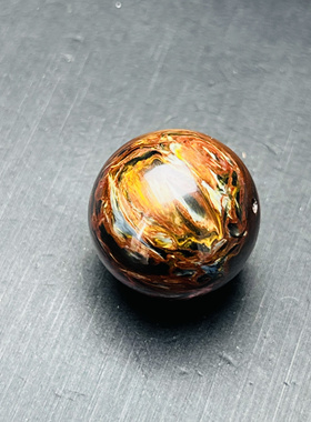 火彩十足的一款彼得石，红蓝黄多色，难得全彩色系尺寸19.3mm