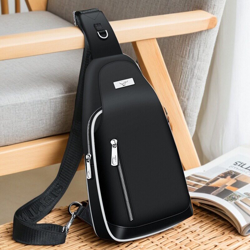 七匹狼男士单肩斜挎包时尚竖款胸包户外休闲防水背包潮流帆布挂包