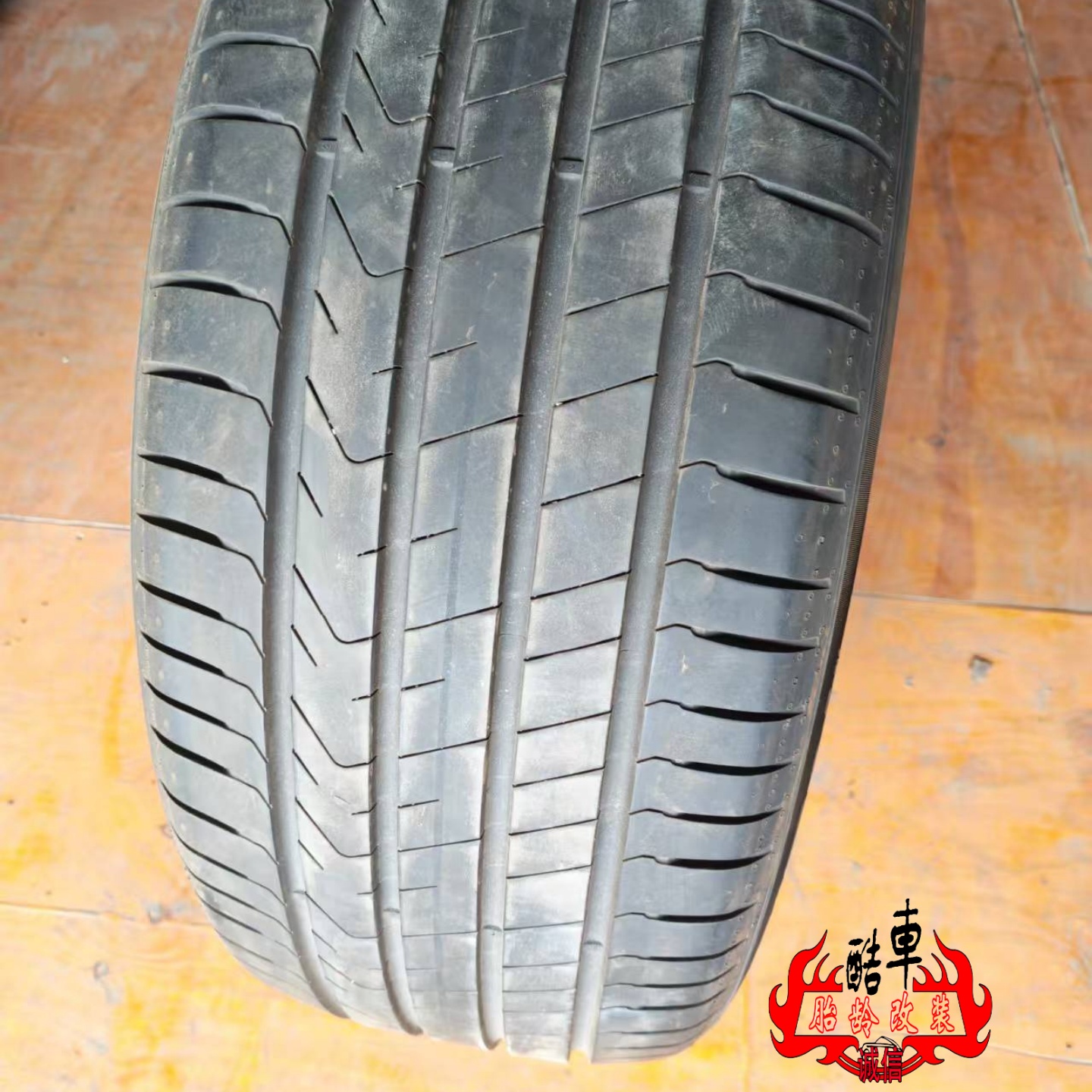 倍耐力轮胎255/50R20109V海绵