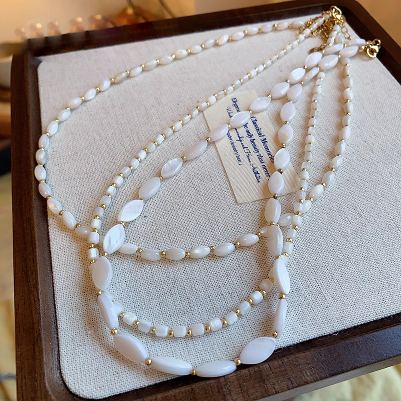 手工法式慵懒天然白贝母项链女夏天轻奢小众设计高级感叠戴锁骨链