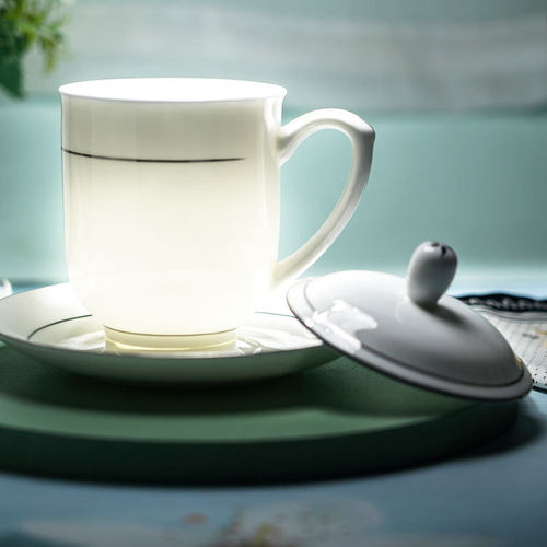 景德镇陶瓷茶杯家用带盖骨瓷水杯会议室茶杯办公杯子纯白LOO