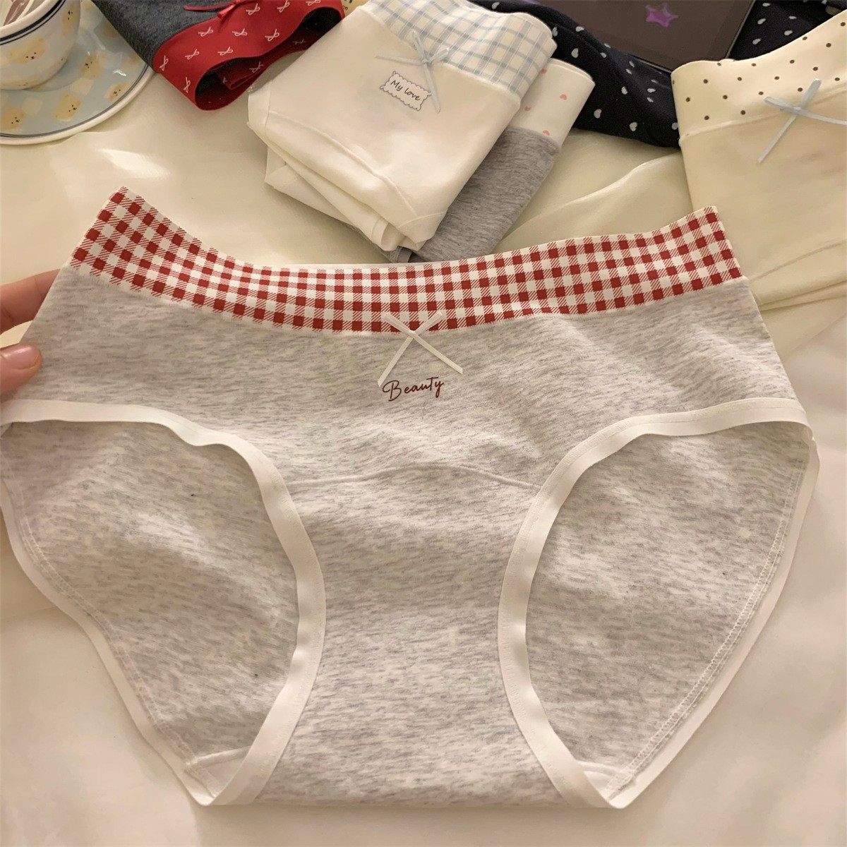 快乐才会幸运~百搭10A加长纯棉抑菌裆甜美拼接女生内裤三角裤,女士内衣/男士内衣/家居服,女三角裤,淘宝优惠券,粉丝福利购,淘宝优惠卷