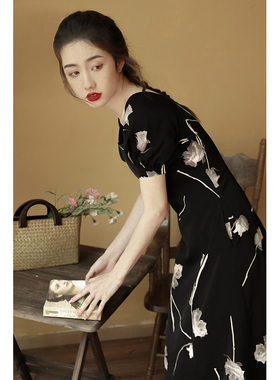 apa studio干枯玫瑰法式方领连衣裙女夏季泡泡袖茶歇短袖雪纺裙子