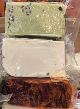 君辉手工牛油火锅底料500g四川特产成都麻辣味牛油手切火锅调料