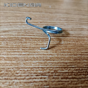 启典KD150-G1G2U1U2Z2GK摩托车ZT158MJ离合器手柄扭簧 回位弹簧件