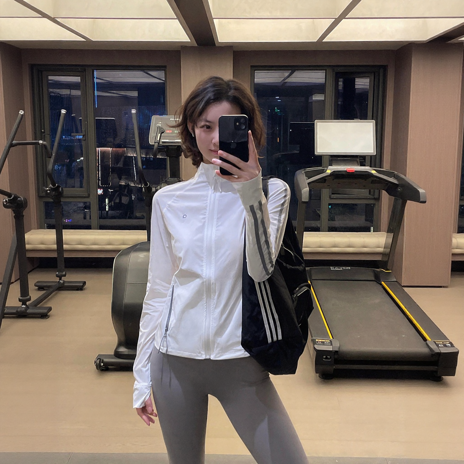 户外立领轻薄防紫外线防晒衣女款夏季浅色系透气防晒外套薄夹克
