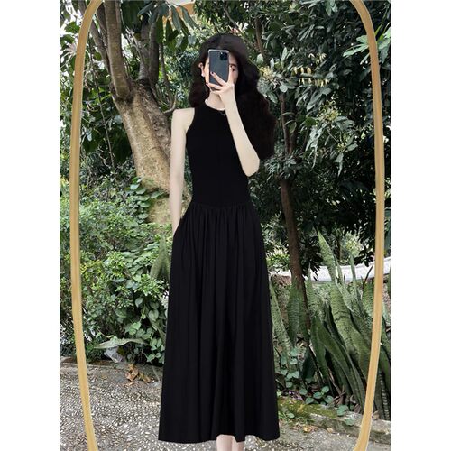 赫本黑色短袖洋装女夏款