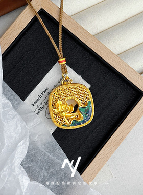 2025新款古法沙金珐琅彩荷塘月色吊坠女镂空编织花丝荷花编绳项链