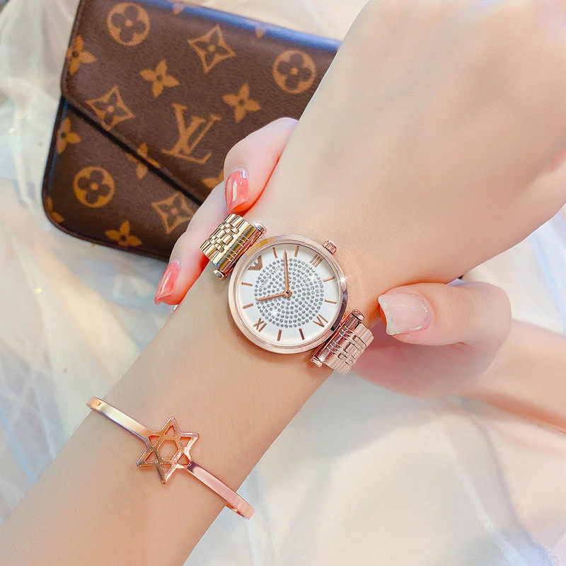 2021年新款轻奢小众满天星手表女款正品名牌简约气质学生奢华防水
