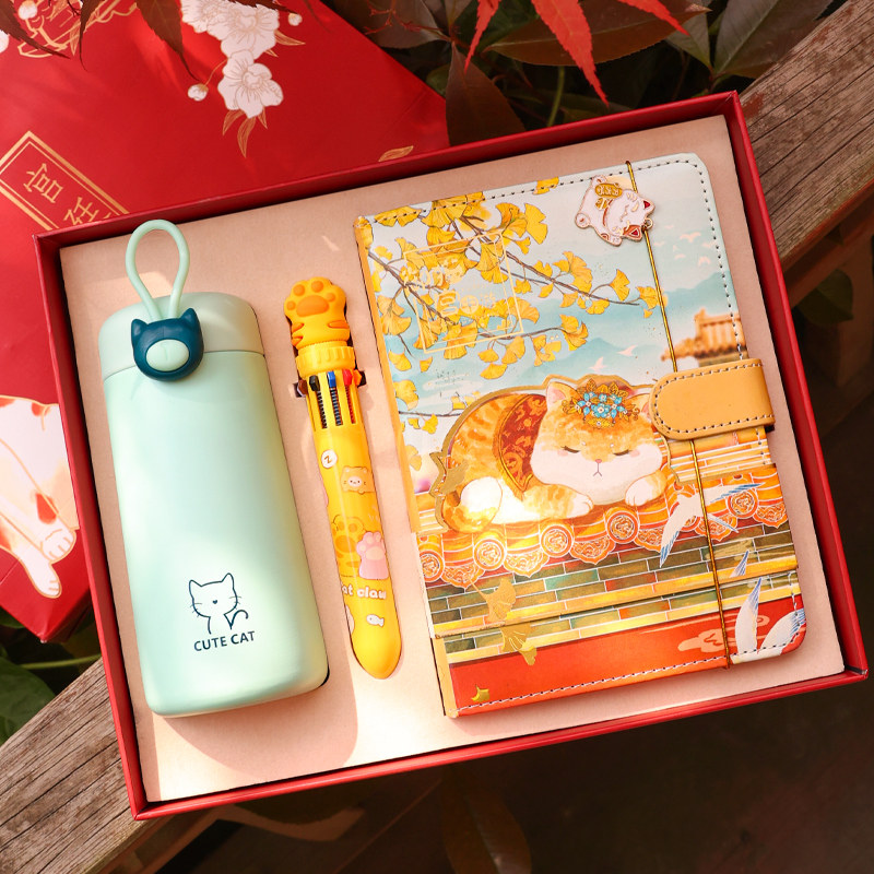 宫廷猫手账本礼盒套装故宫文创彩页笔记本子卡通可爱猫咪记事本学生用日记本创意伴手礼物送老师同学教师节